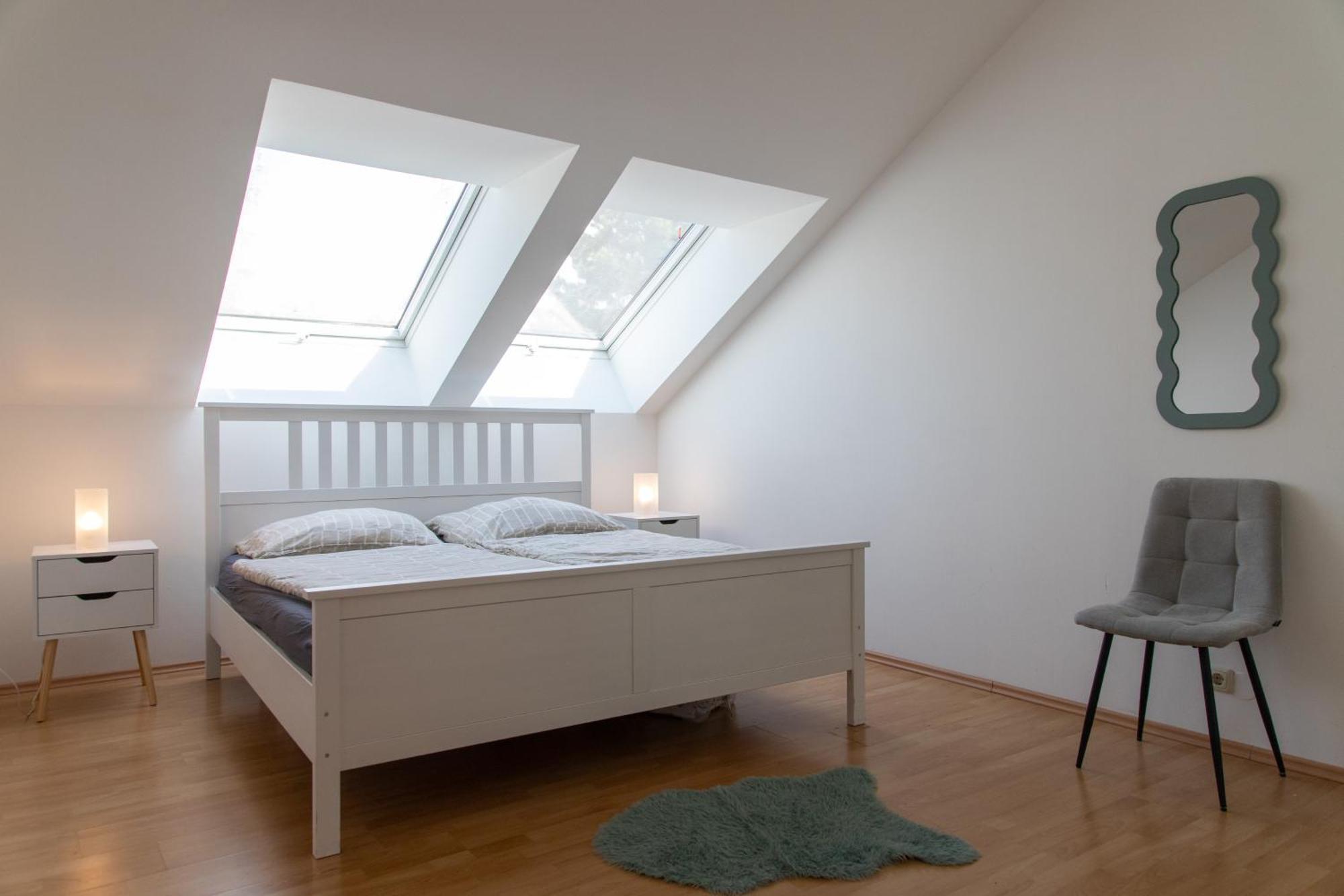 Schoene Mit Parkplatz Im Zentrum Von Apartment *