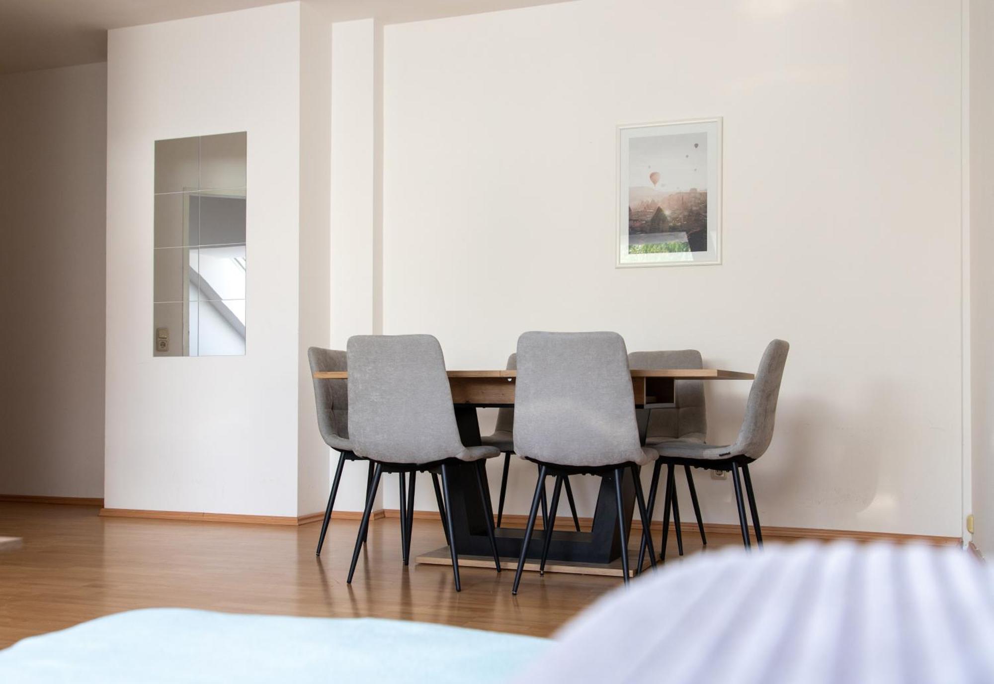 Apartamento Schoene Mit Parkplatz Im Zentrum Von Linz